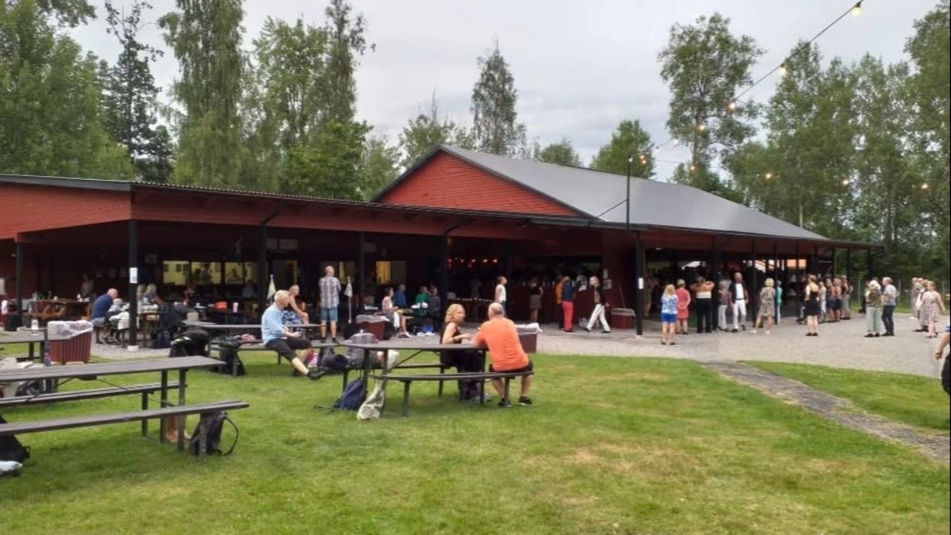 Brobydans - Där sommar och dans blir till glädje